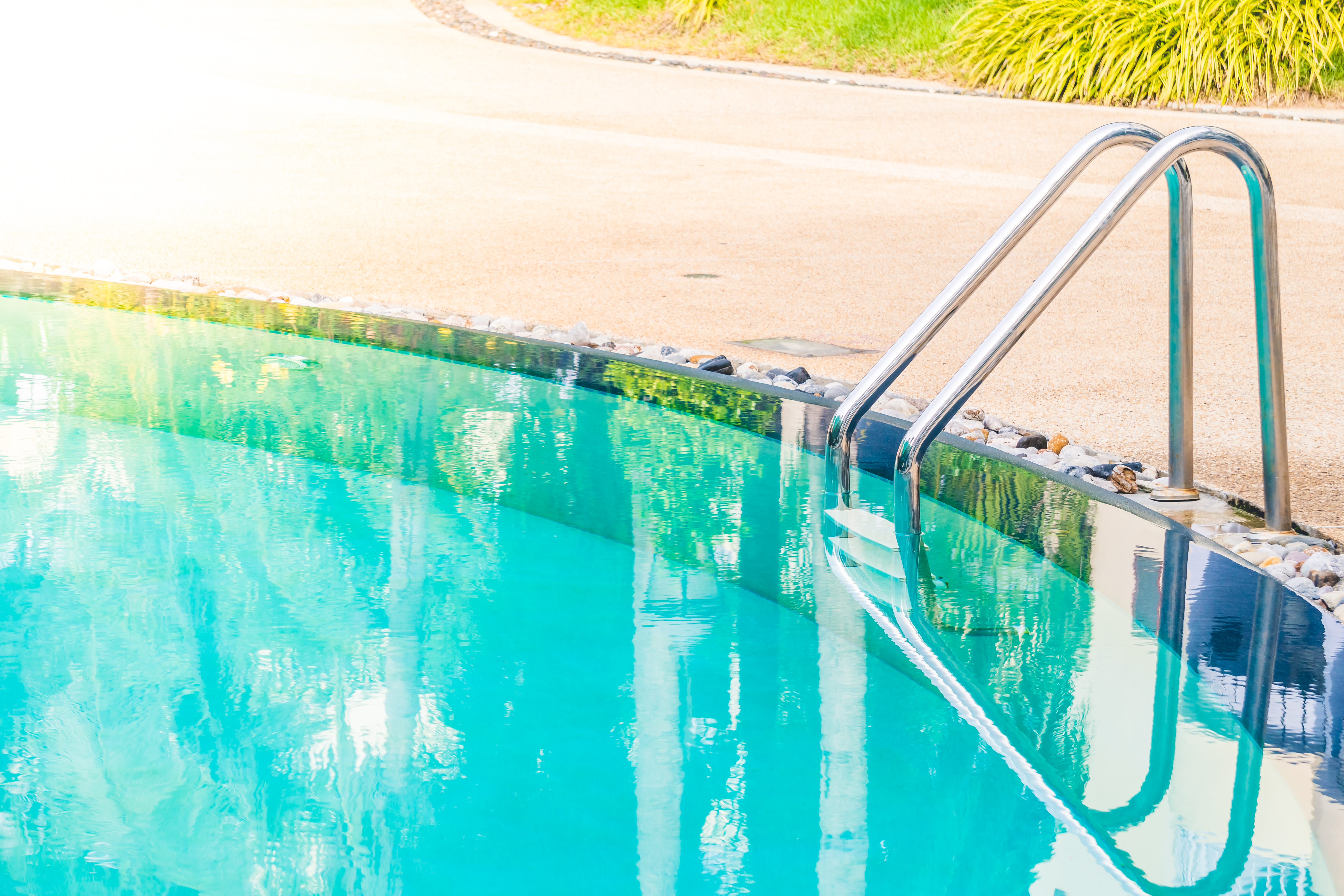 Swimming Pool Cleaning & Maintenance